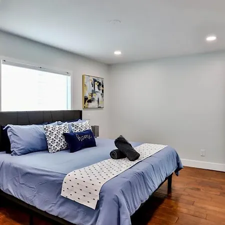 H&H Modern Lux 4Bd 1 King Suite 3 Queen Socal Disney Westminster Exterior foto