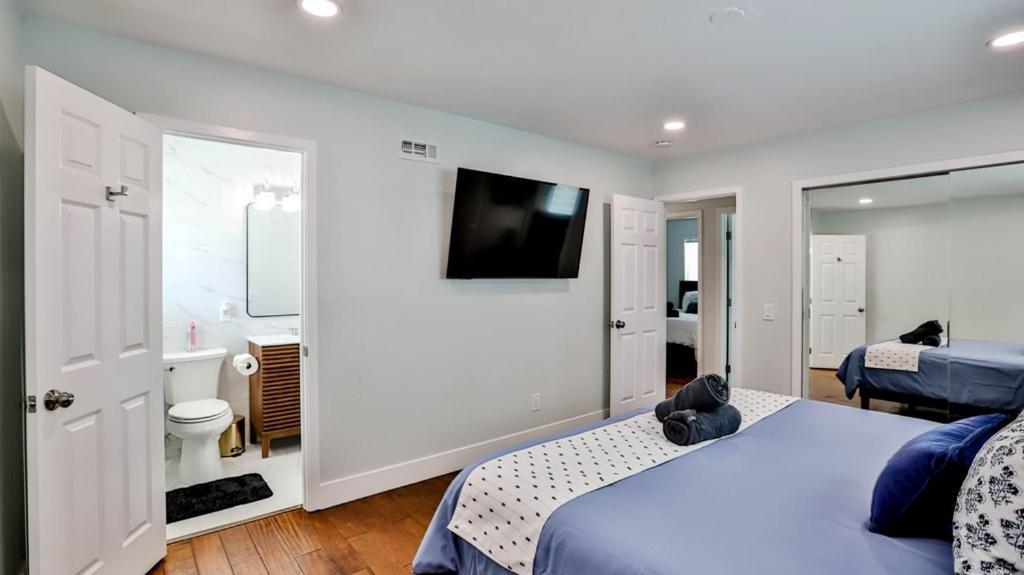 H&h Modern Lux 4bd 1 King 3 Queen Socal Ferienhaus *