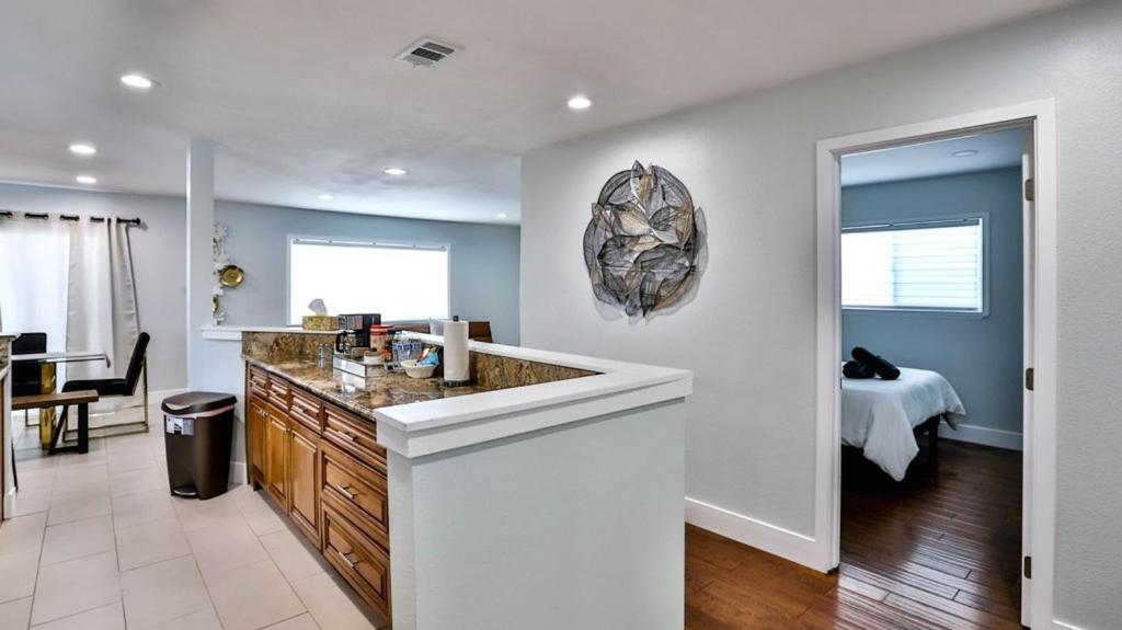 H&h Modern Lux 4bd 1 King 3 Queen Socal Ferienhaus *