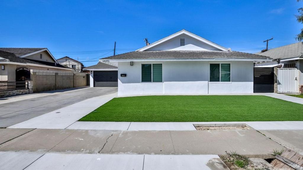 H&h Modern Lux 4bd 1 King 3 Queen Socal Ferienhaus